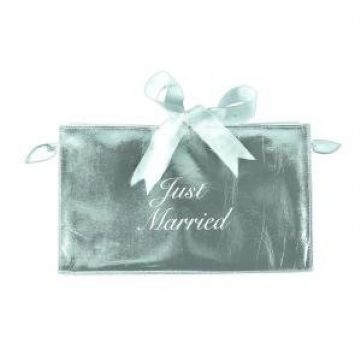 Just Married Wash Bag