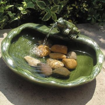 Solar Powered Frog Water Feature